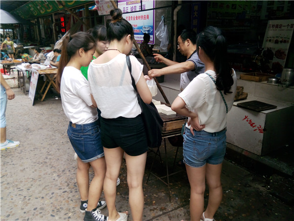 晚餐全家出动 (5).jpg