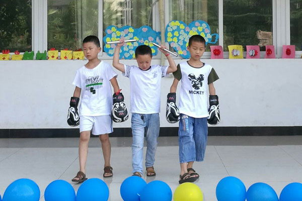 孩子们的运动走秀.jpg