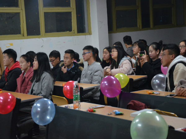null7818f4e1222bec83.jpg