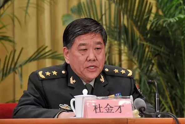 新组建的军委纪委如何在4个月内动真格？