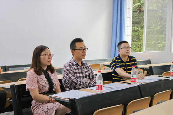 IMG_3033-(2)周.jpg