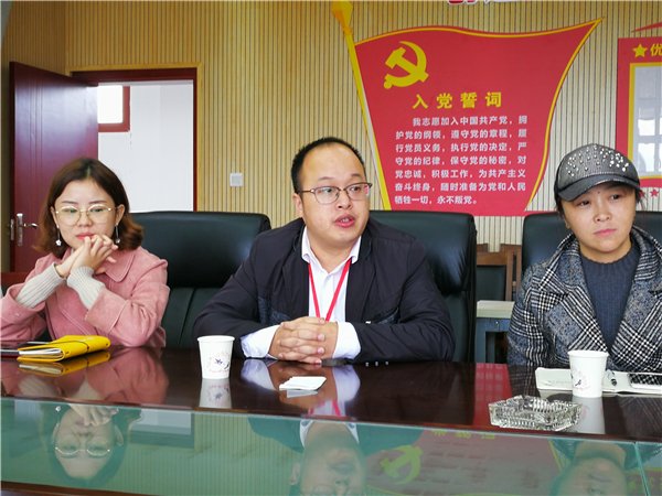 3校友李成刚发言.jpg