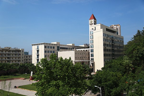 1 教学楼.jpg