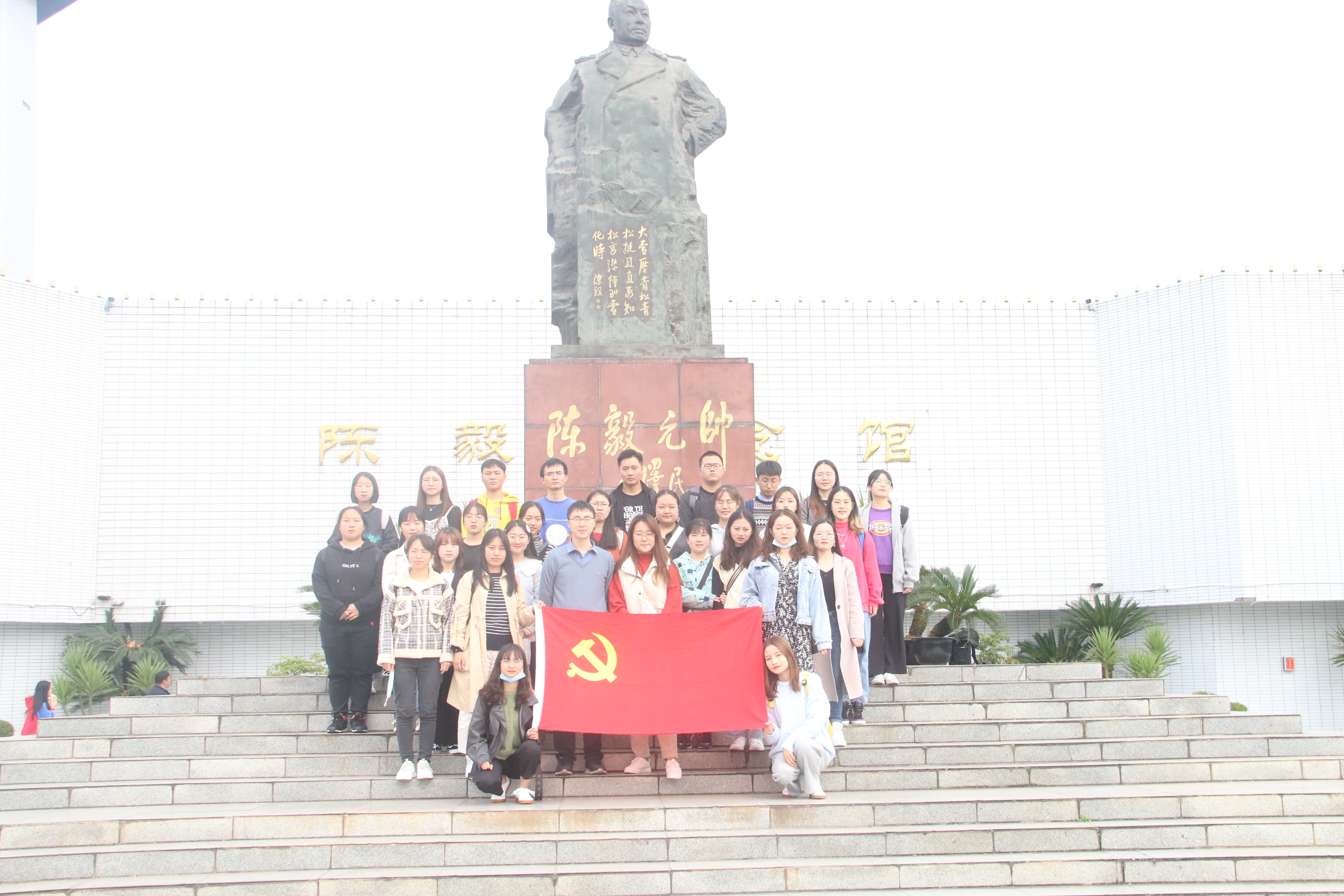 1.纪念馆.JPG