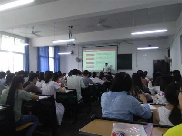 14·3班 (3).jpg